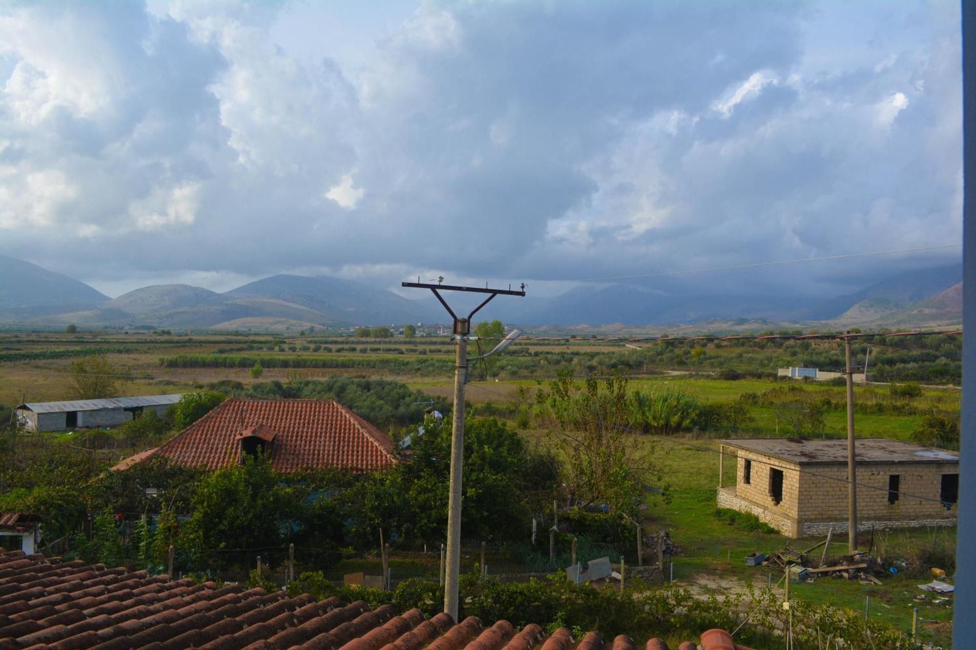Apartments Villa Luti Stjar Exterior photo